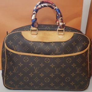 Vintage Louis Vuitton Handbag Deauville